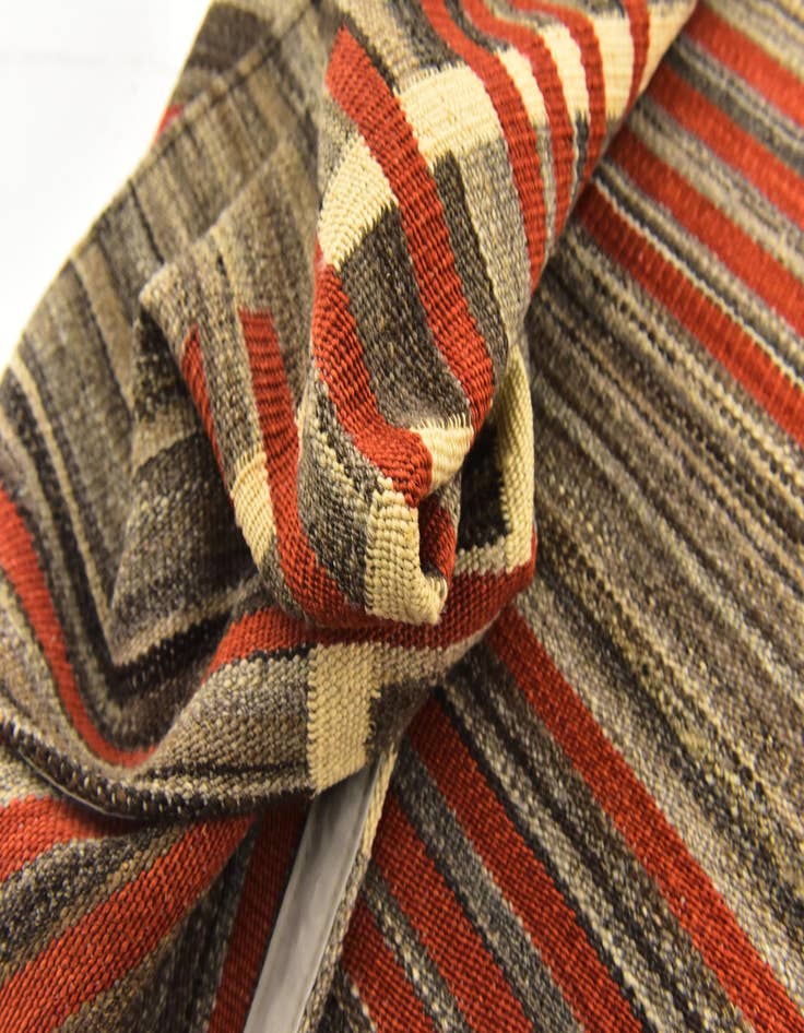 Detail image of  6' x 7' 10  Hand Woven Kilim Modern Wool Rug