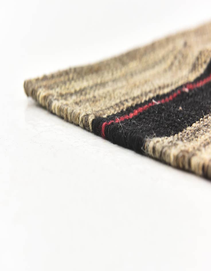 Detail image of  5' 8 x 7' 8  Hand Woven Kilim Modern Wool Rug