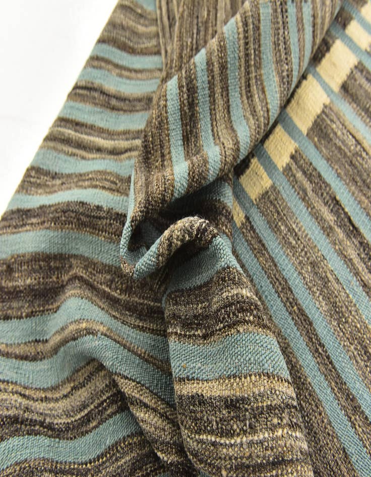 Detail image of  5' 9 x 8' 3  Hand Woven Kilim Modern Wool Rug