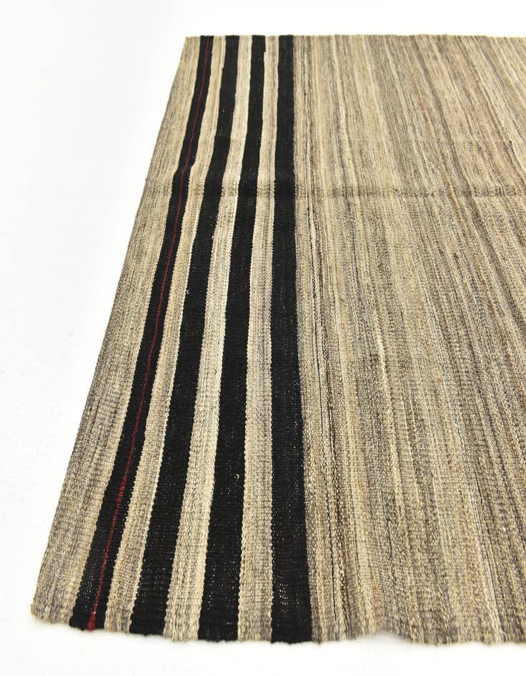 Detail image of  4' 4 x 5' 6  Hand Woven Kilim Modern Wool Rug