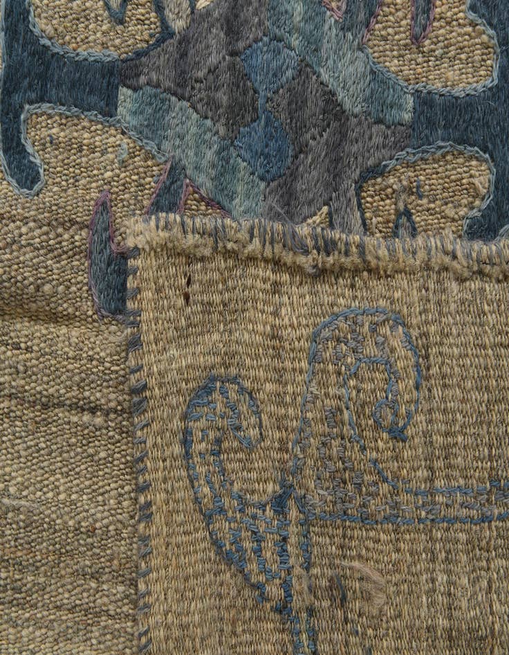 Detail image of  6' 10 x 8' 8  Hand Woven Kilim Suzani Wool Rug