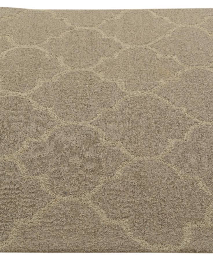 Detail image of  5' 1 x 8' Luna Wool Rug