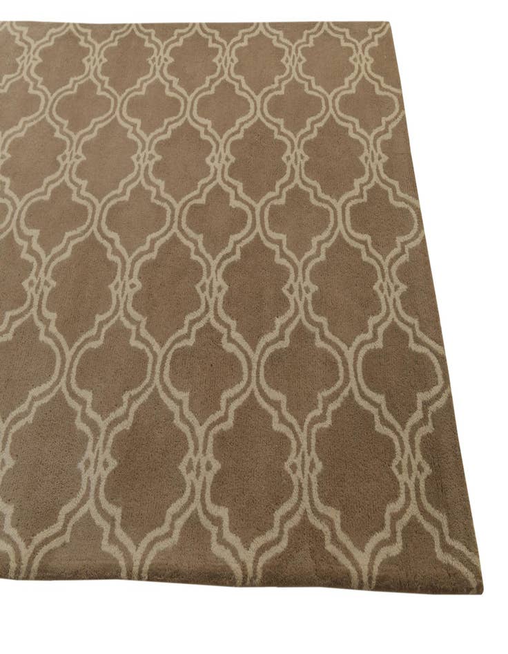 Detail image of  5' 1 x 8' Luna Wool Rug