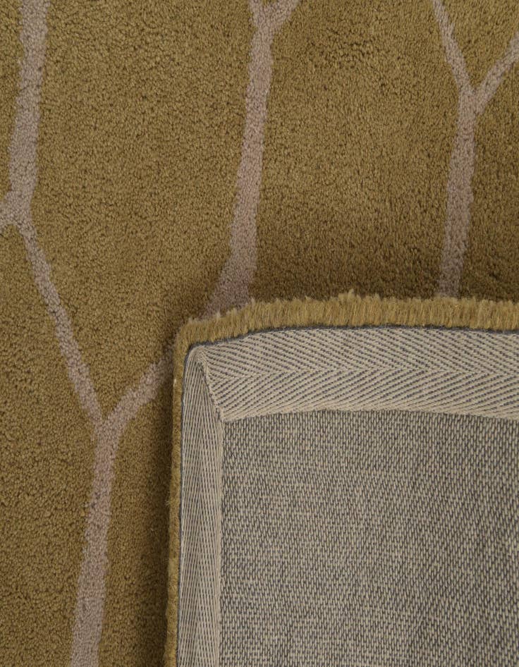 Detail image of  5' x 8' Luna Wool Rug