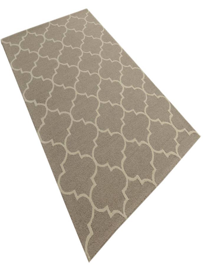 Detail image of  5' 1 x 8' 1 Luna Wool Rug