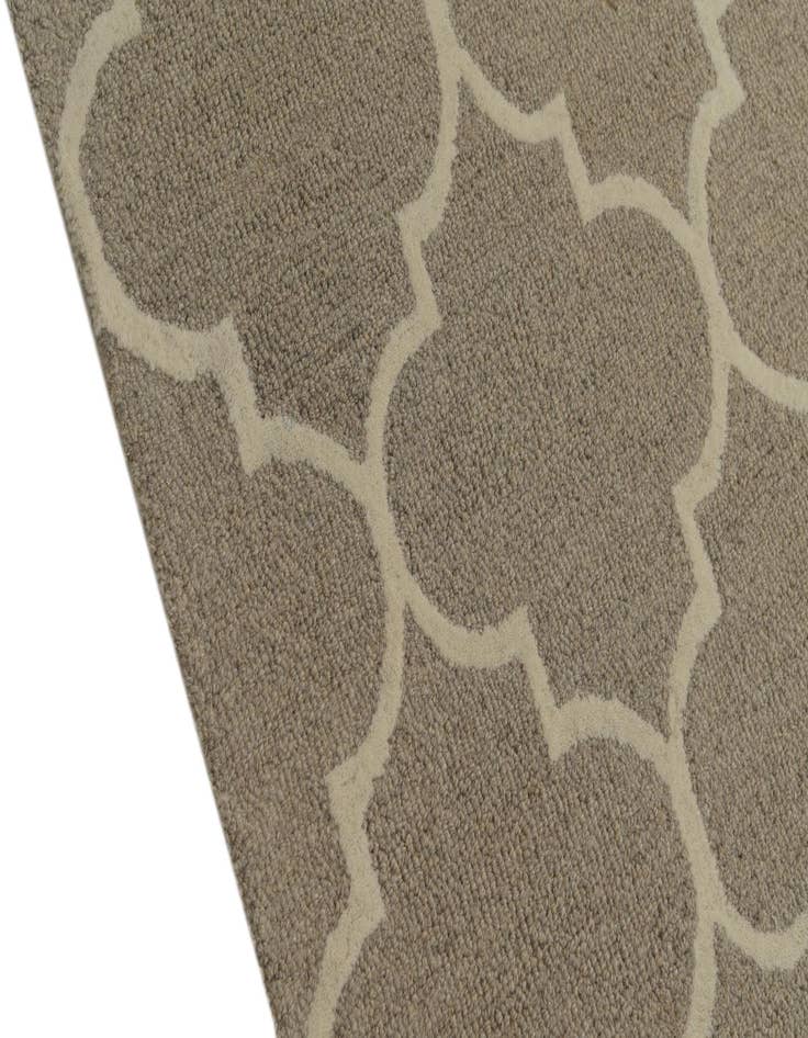 Detail image of  5' 1 x 8' 1 Luna Wool Rug