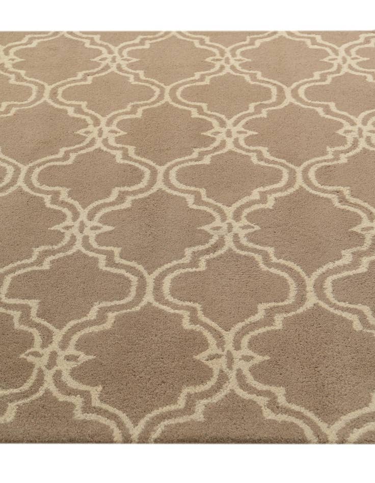 Detail image of  5' x 8' Luna Wool Rug