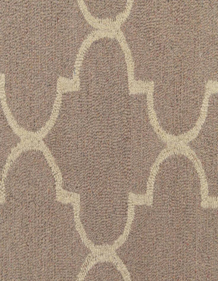 Detail image of  5' 1 x 8' Luna Wool Rug