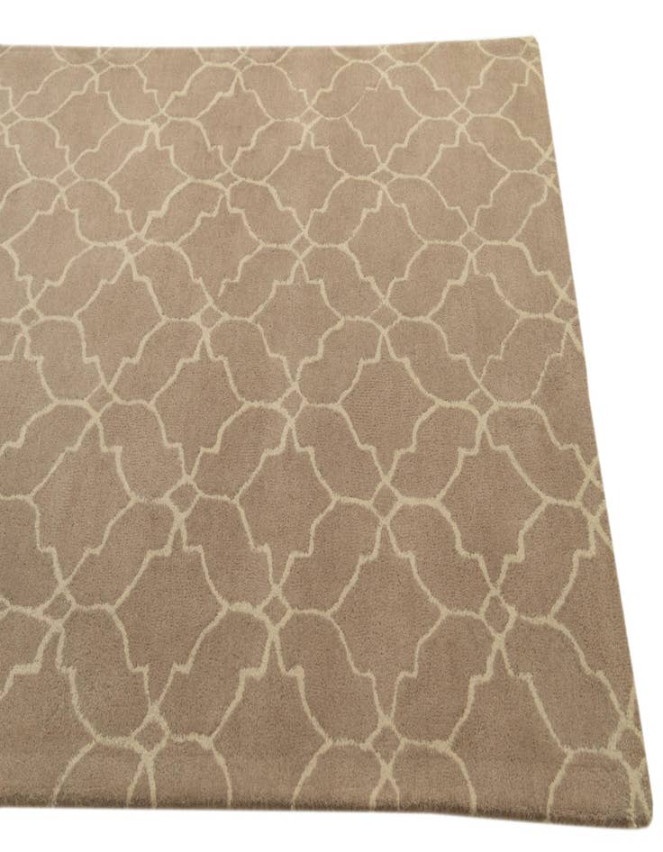 Detail image of  5' x 8' Luna Wool Rug