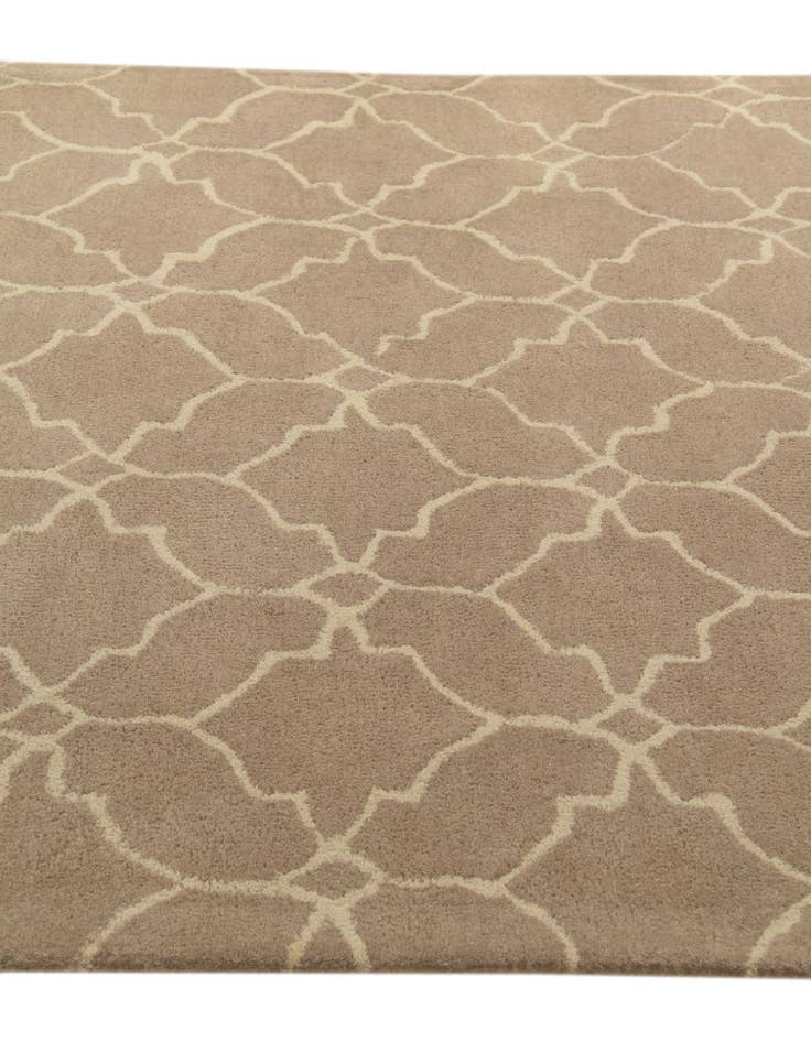 Detail image of  5' x 8' Luna Wool Rug