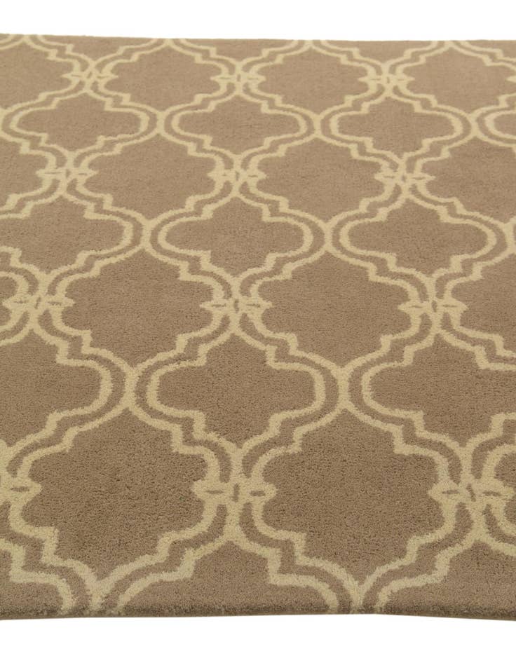 Detail image of  5' 1 x 8' Luna Wool Rug