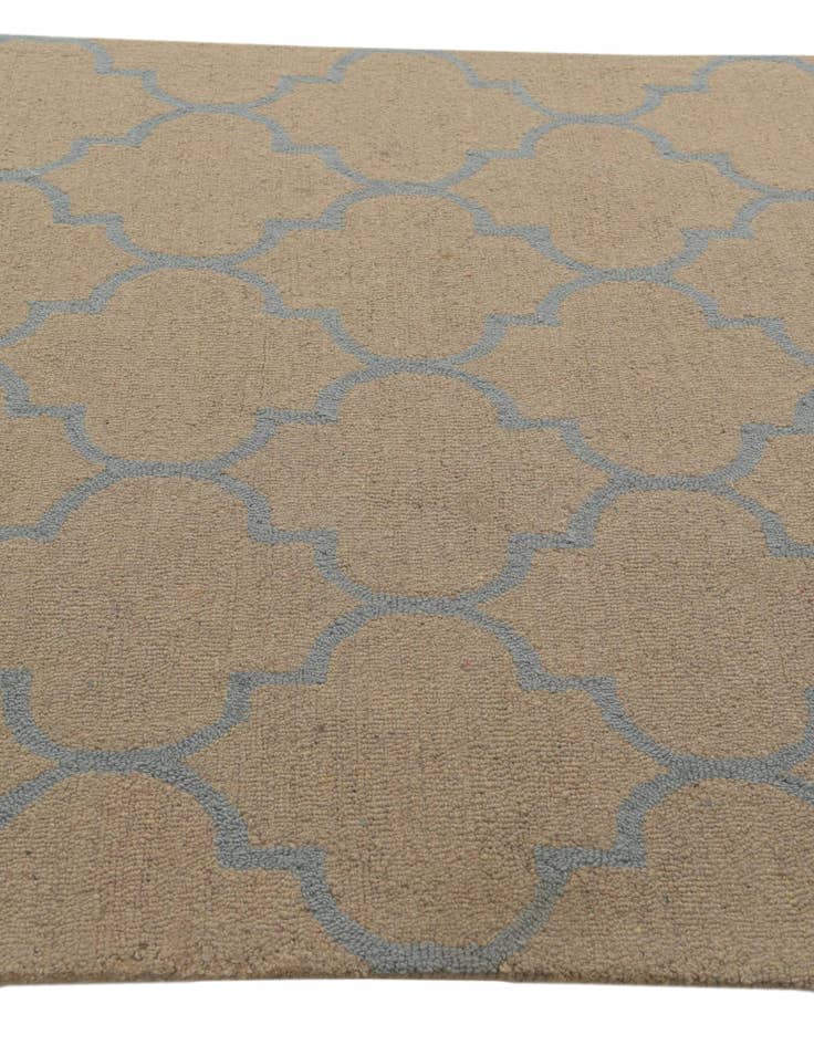 Detail image of  5' x 8' Luna Wool Rug