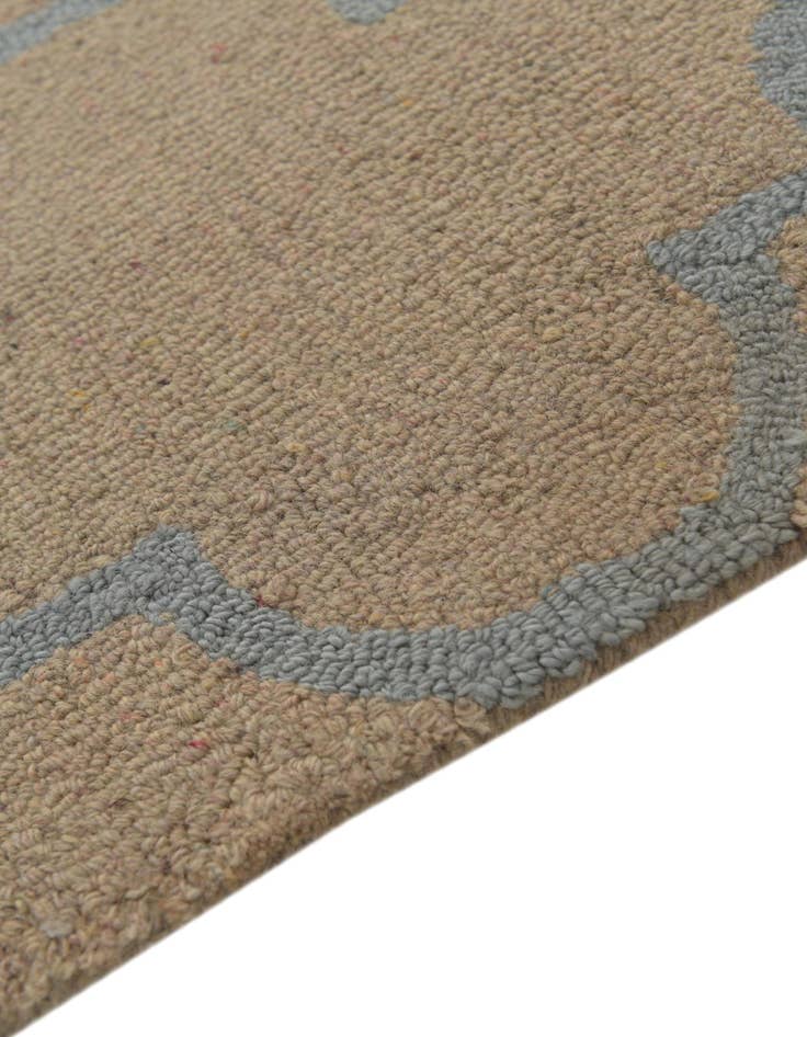 Detail image of  5' x 8' Luna Wool Rug