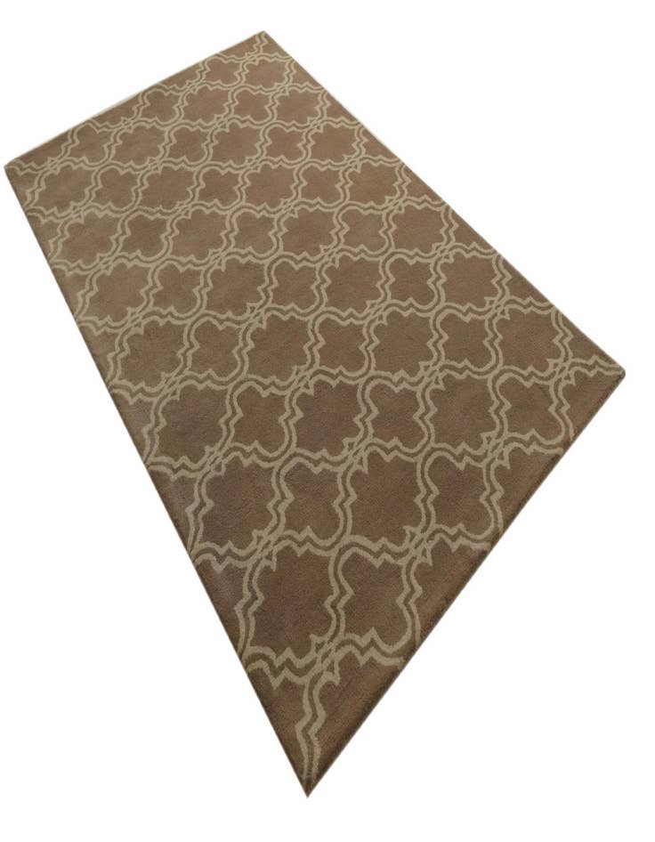 Detail image of  5' x 8' Luna Wool Rug