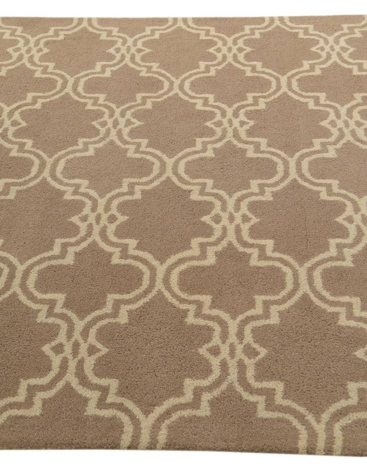 Detail image of  5' x 8' Luna Wool Rug