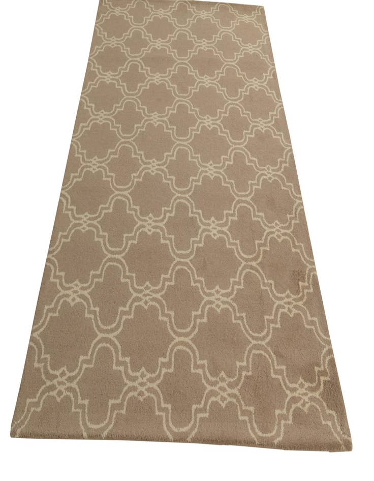 Detail image of  5' x 8' Luna Wool Rug