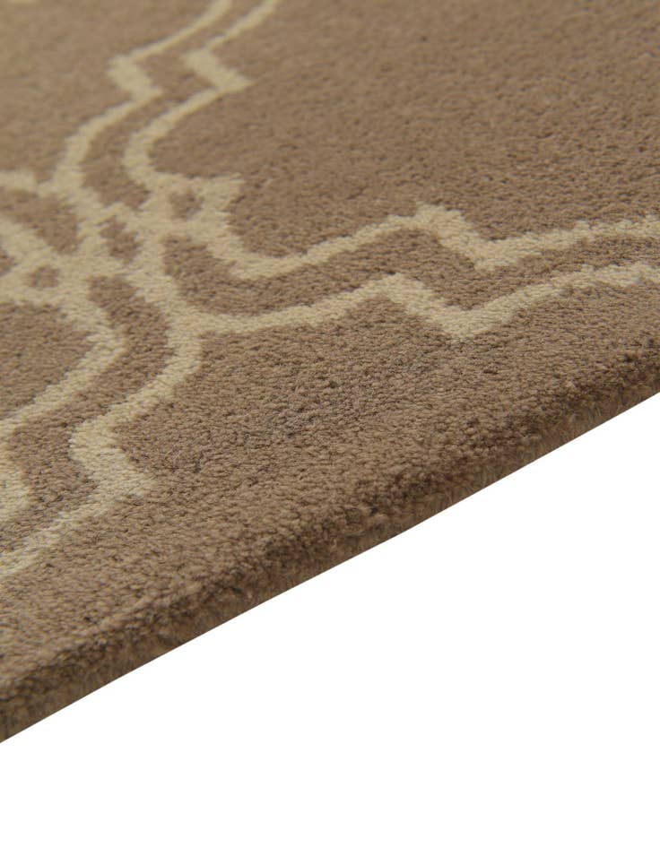 Detail image of  5' x 8' Luna Wool Rug