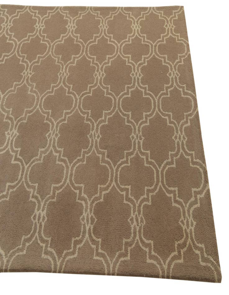 Detail image of  5' 1 x 8' Luna Wool Rug