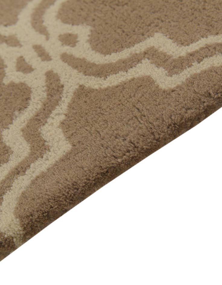 Detail image of  5' x 8' Luna Wool Rug