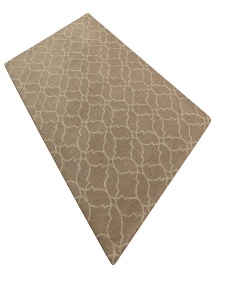 Detail image of  5' x 8' Luna Wool Rug