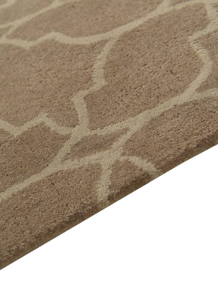 Detail image of  5' x 8' Luna Wool Rug