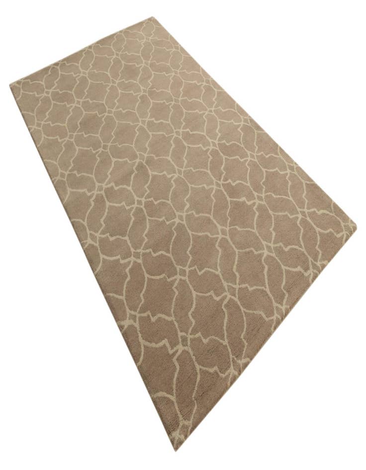 Detail image of  5' x 8' Luna Wool Rug