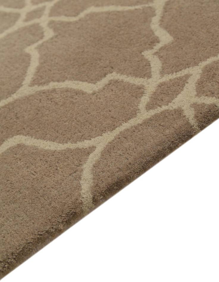 Detail image of  5' x 8' Luna Wool Rug