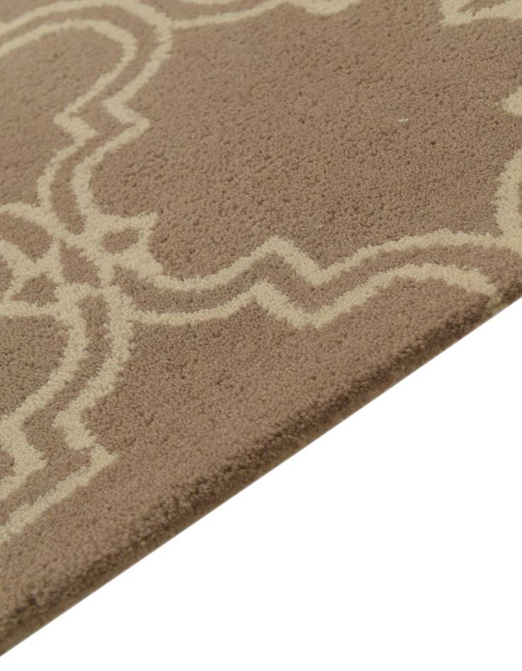 Detail image of  5' x 8' Luna Wool Rug