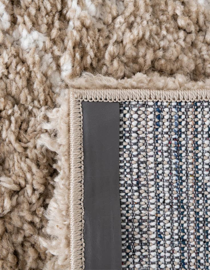 Detail image of  4' x 6' Moroccan Shag Rug