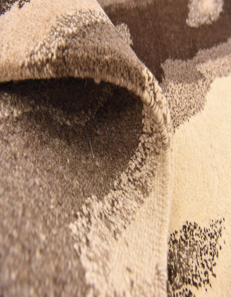 Detail image of  4' x 5' 9  Hand Knotted Nepal Wool Rug