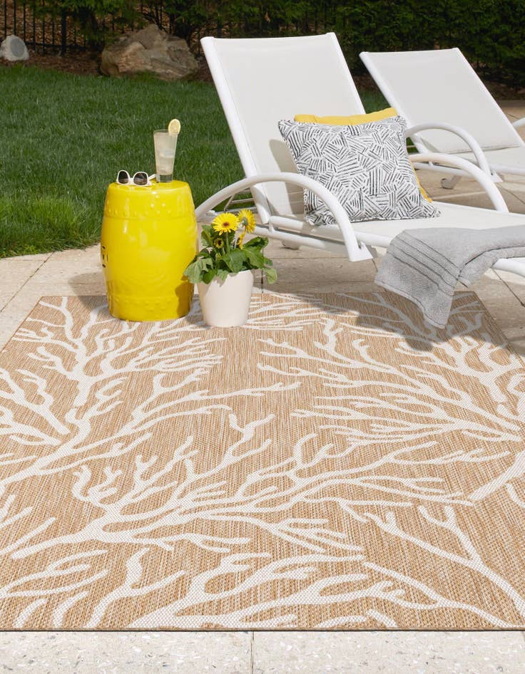 Detail image of  5' 3 x 8'  Washable Coastal Indoor / Outdoor Rug