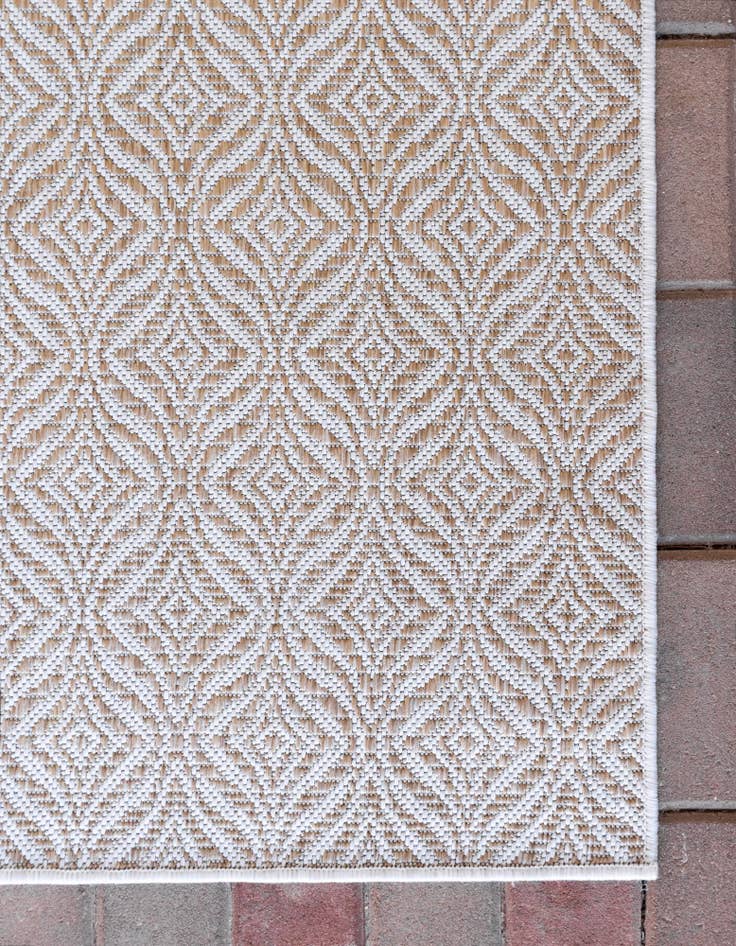 6' x 9' Washable Lattice Indoor / Outdoor Rug