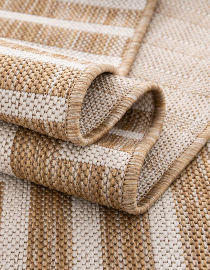 Detail image of  10' x 14'  Washable Modern Indoor / Outdoor Rug