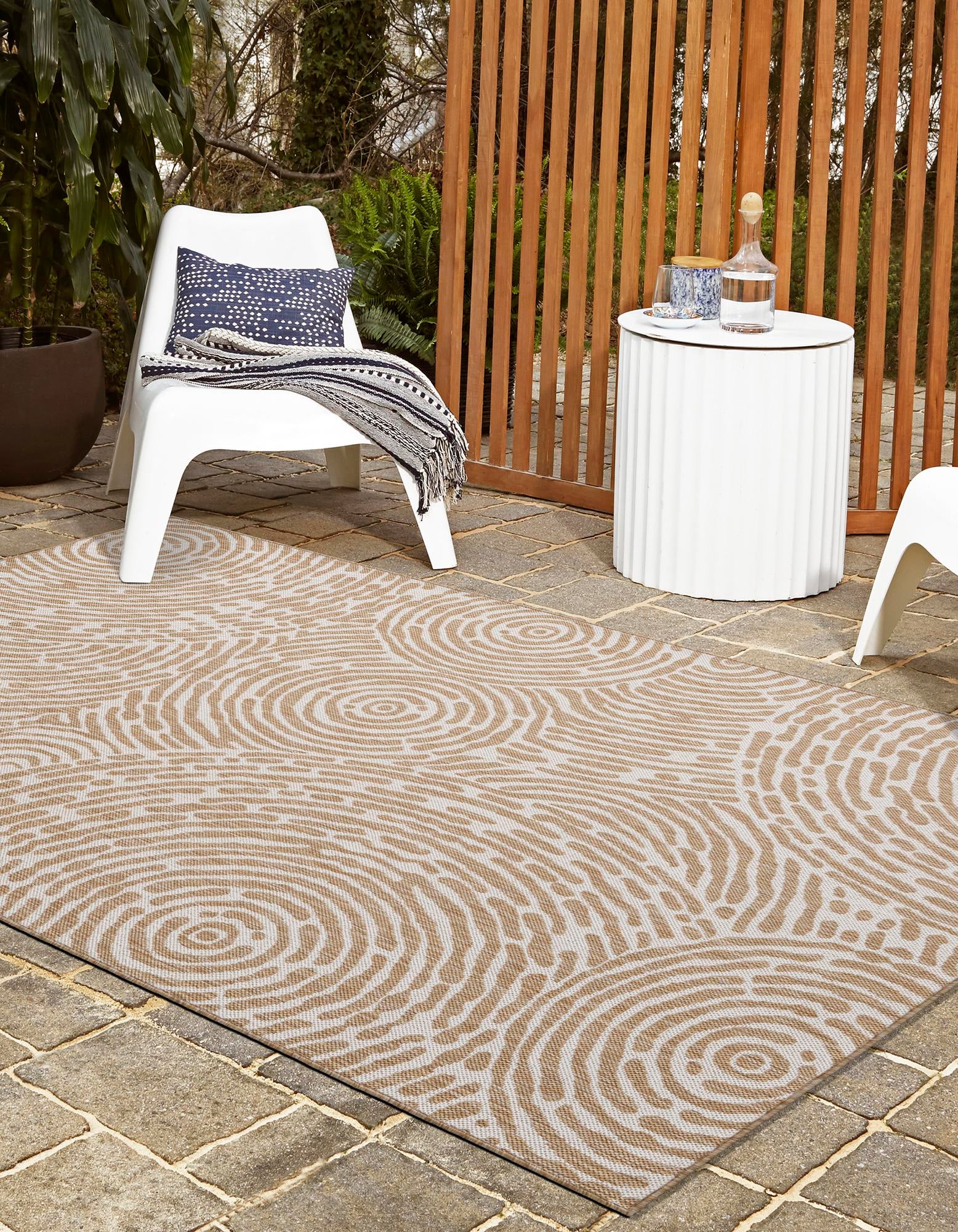 Taupe 9' x 12' Modern Indoor / Outdoor Rug | Rugs.com