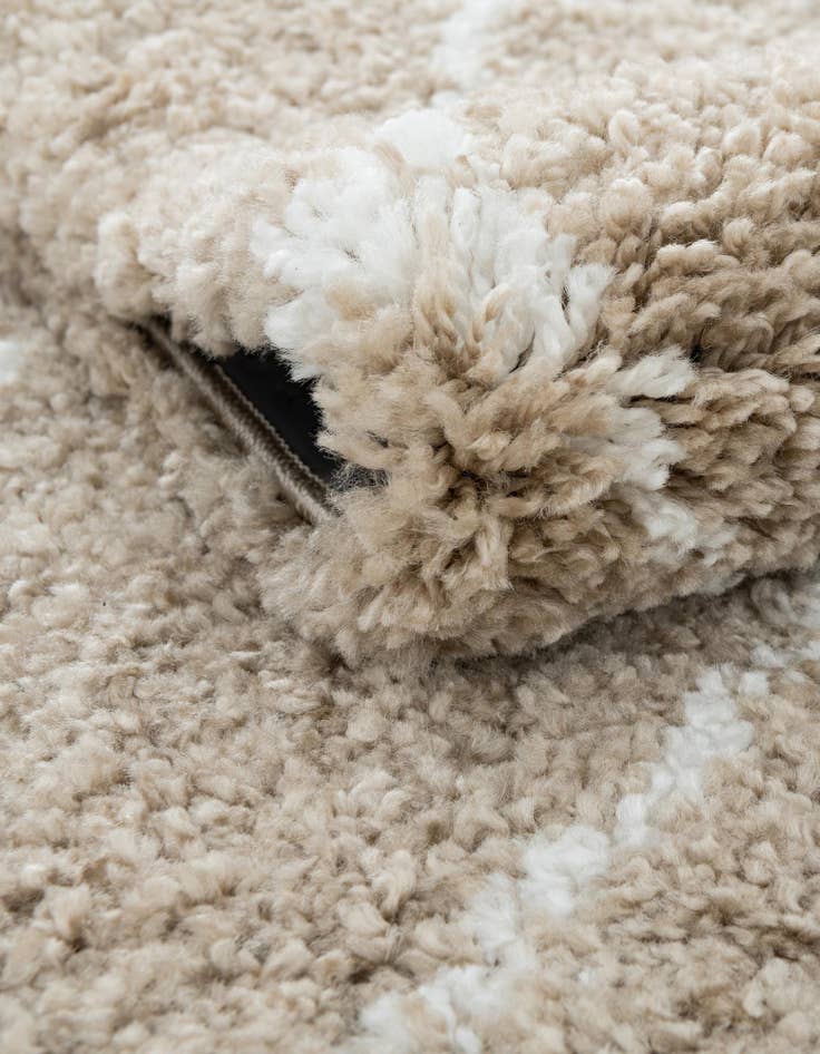 Detail image of  5' x 5' Moroccan Shag Round Rug