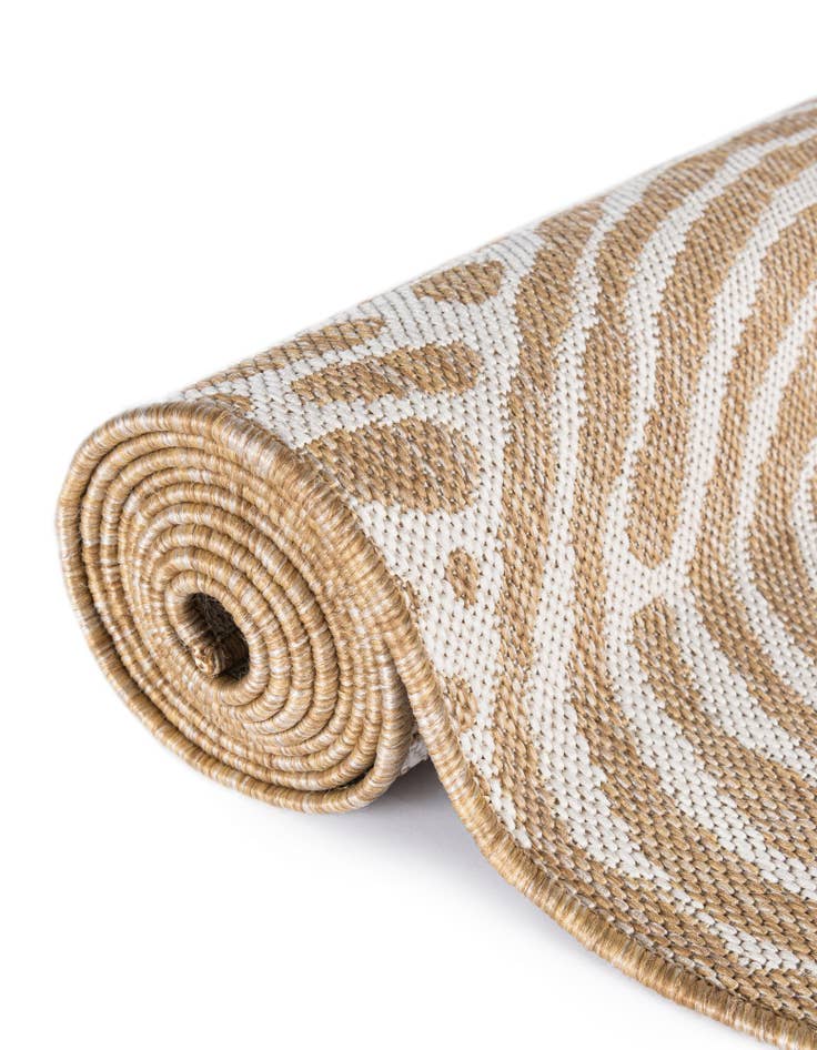 Detail image of  13' x 13'  Washable Modern Indoor / Outdoor Round Rug