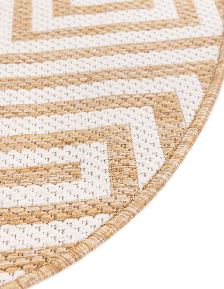 Detail image of  13' x 13'  Washable Modern Indoor / Outdoor Round Rug