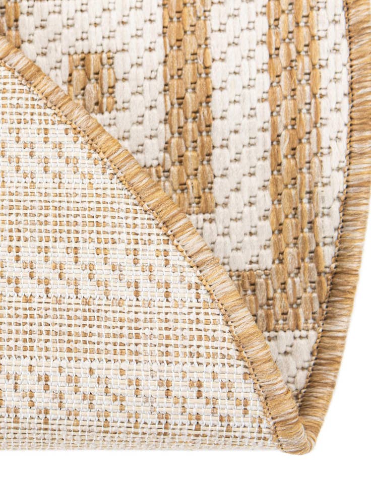 Detail image of  13' x 13'  Washable Modern Indoor / Outdoor Round Rug