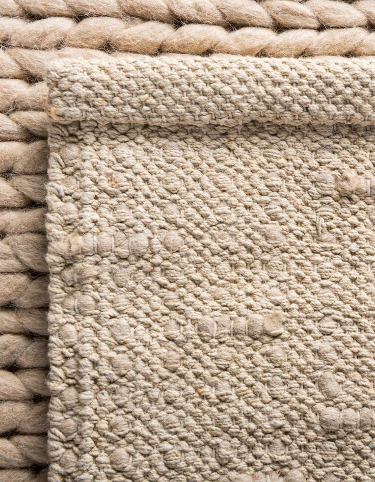 Detail image of  2' x 8'  Hand Woven Lana New Zealand Wool Runner Rug