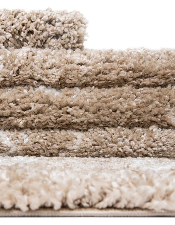 Detail image of  2' 7 x 10' Moroccan Shag Runner Rug