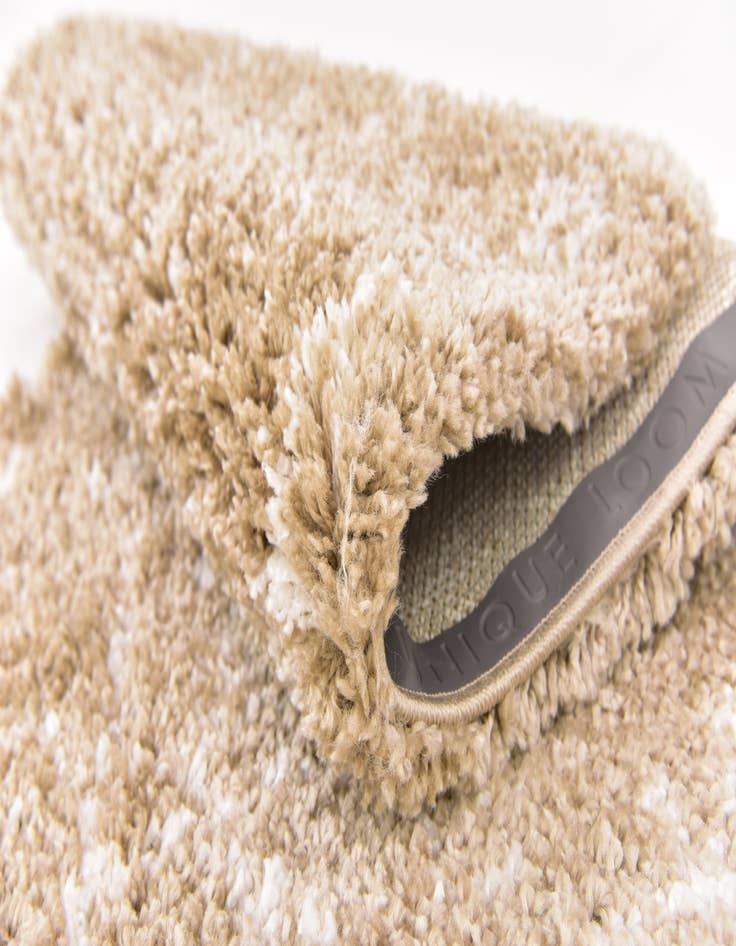 Detail image of  2' 7 x 10' Moroccan Shag Runner Rug