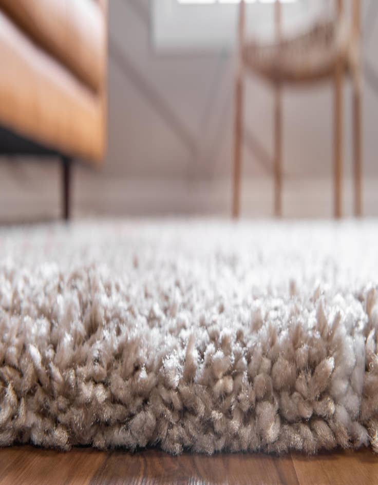 Detail image of  2' 7 x 6' Moroccan Shag Runner Rug