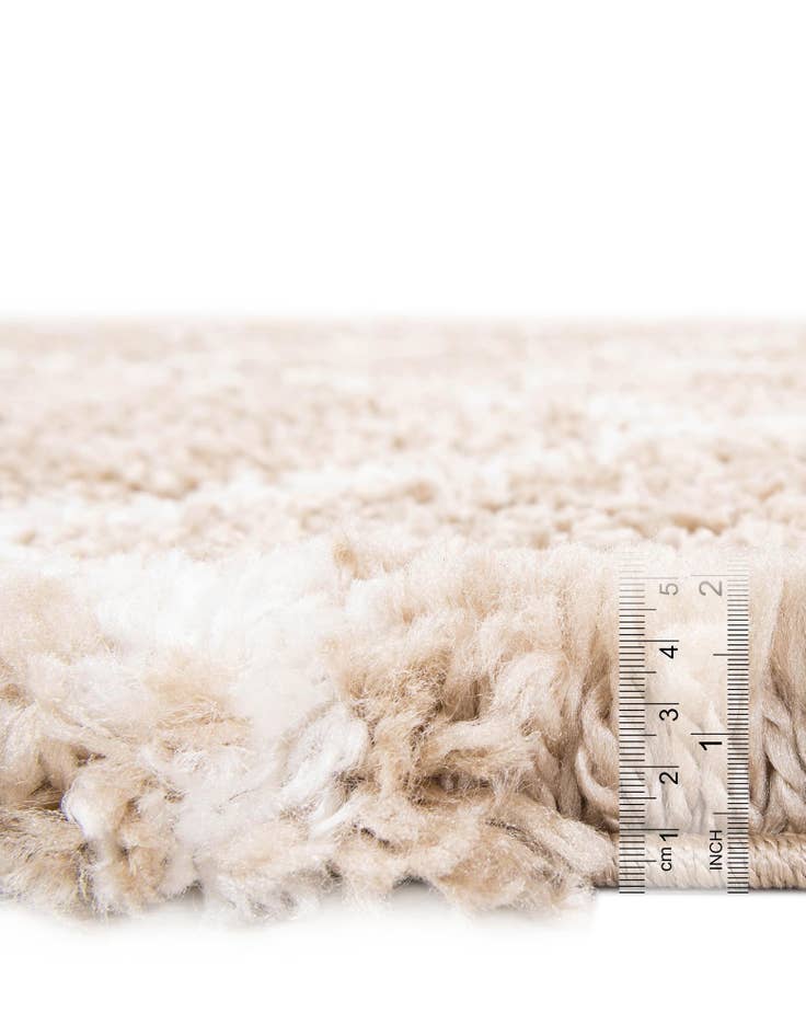 Detail image of  2' 7 x 6' Moroccan Shag Runner Rug