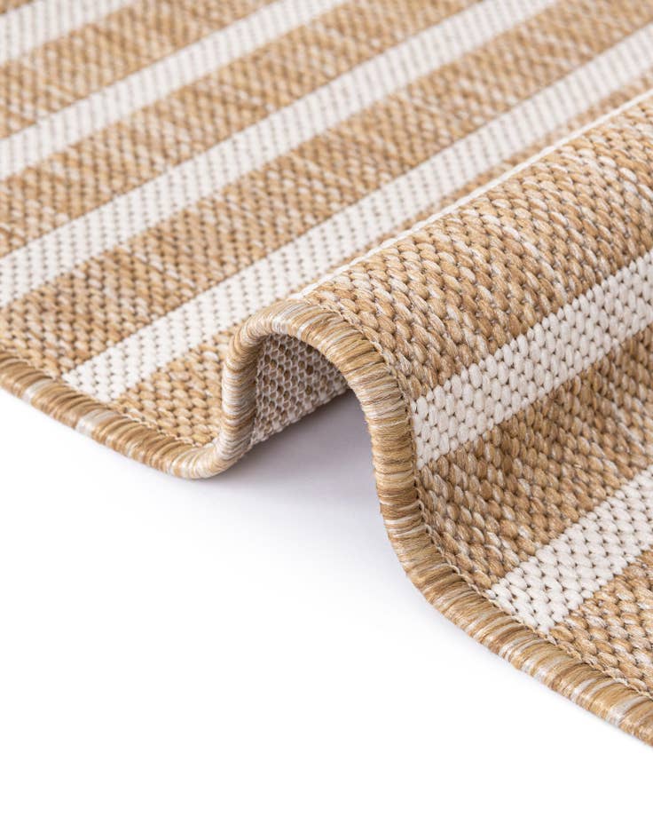 Detail image of  2' 7 x 12'  Washable Modern Indoor / Outdoor Runner Rug