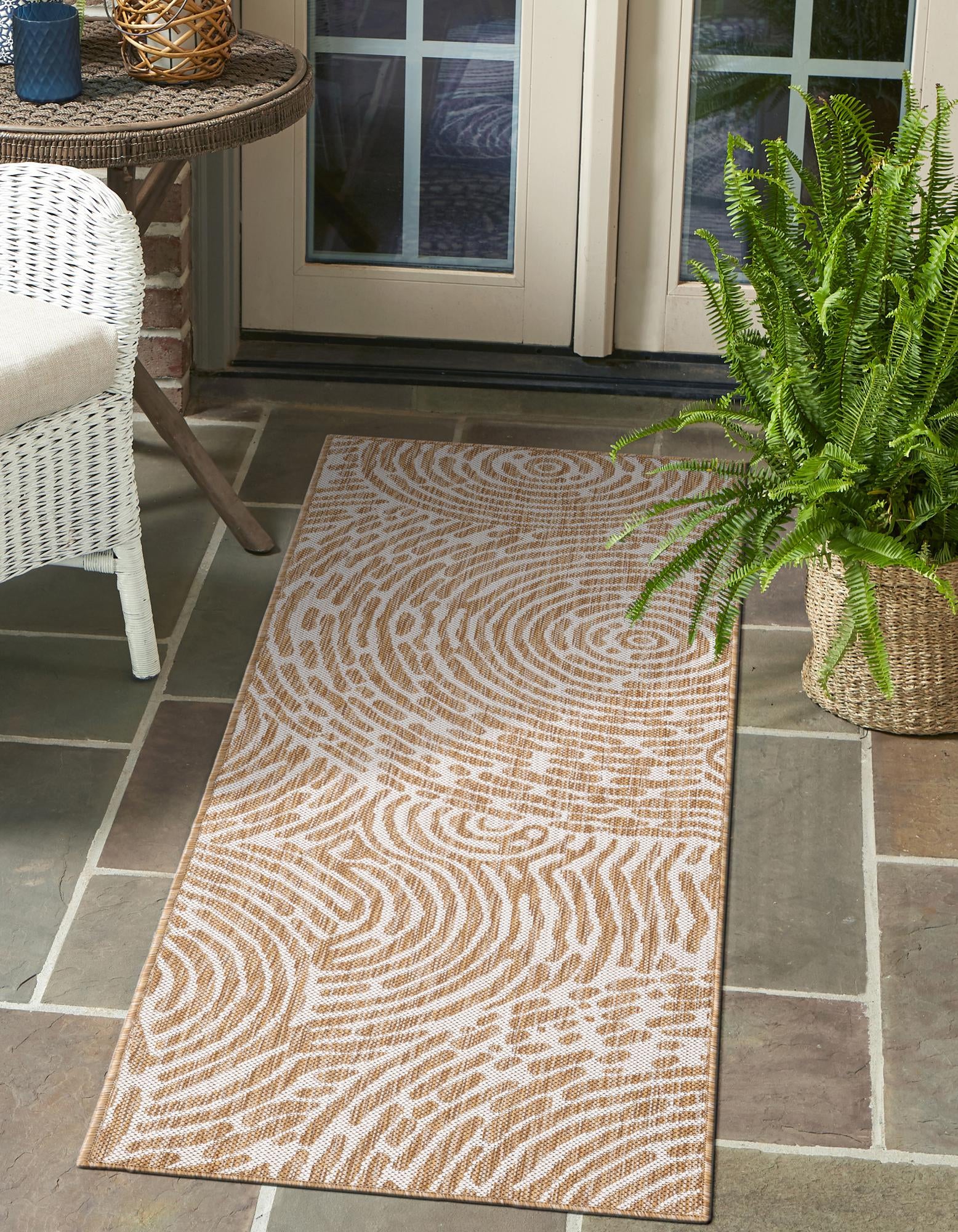 Taupe 2' x 4' Modern Indoor / Outdoor Runner Rug | Rugs.com
