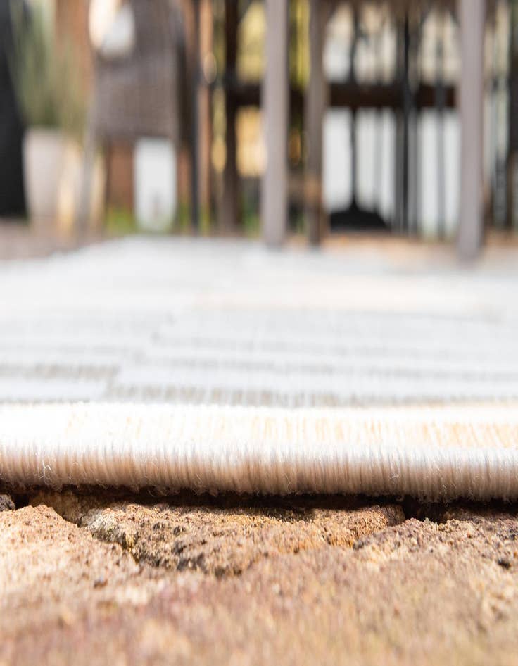 Detail image of  2' x 6'  Washable Ribbon Indoor / Outdoor Runner Rug