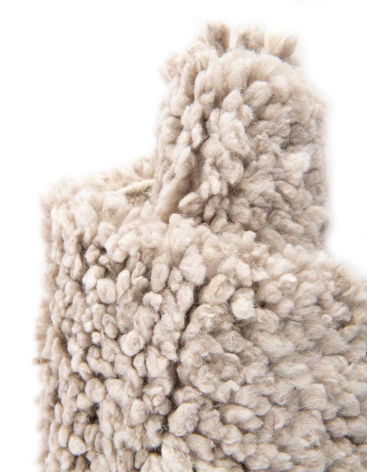 Detail image of  10' x 10' Haka Deluxe Shag Square Rug