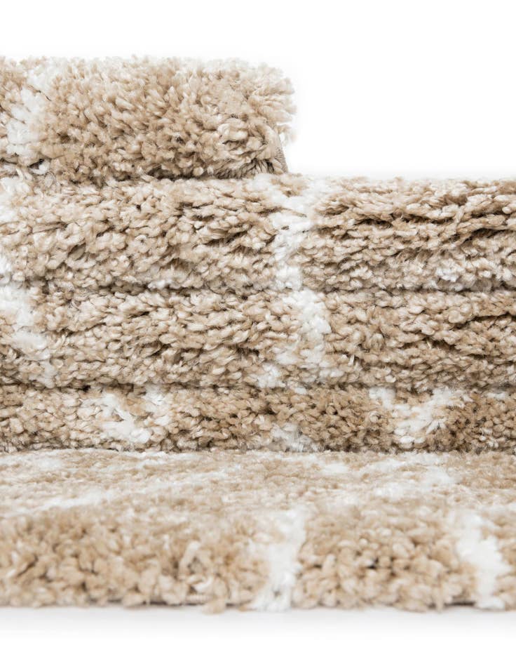 Detail image of  7' 10 x 7' 10 Moroccan Shag Square Rug