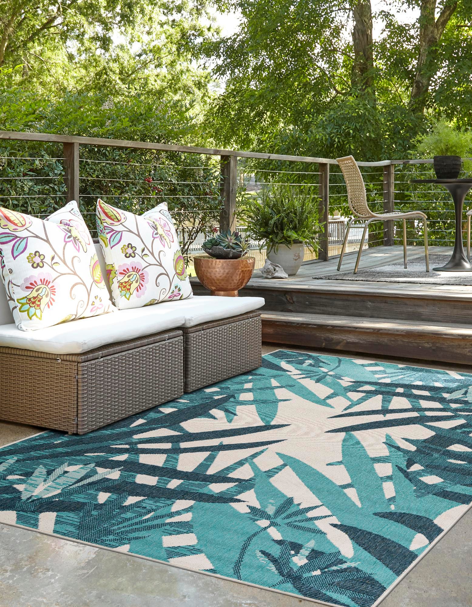 Teal blue 5' x 8' Washable Botanical Indoor / Outdoor Rug | Rugs.com