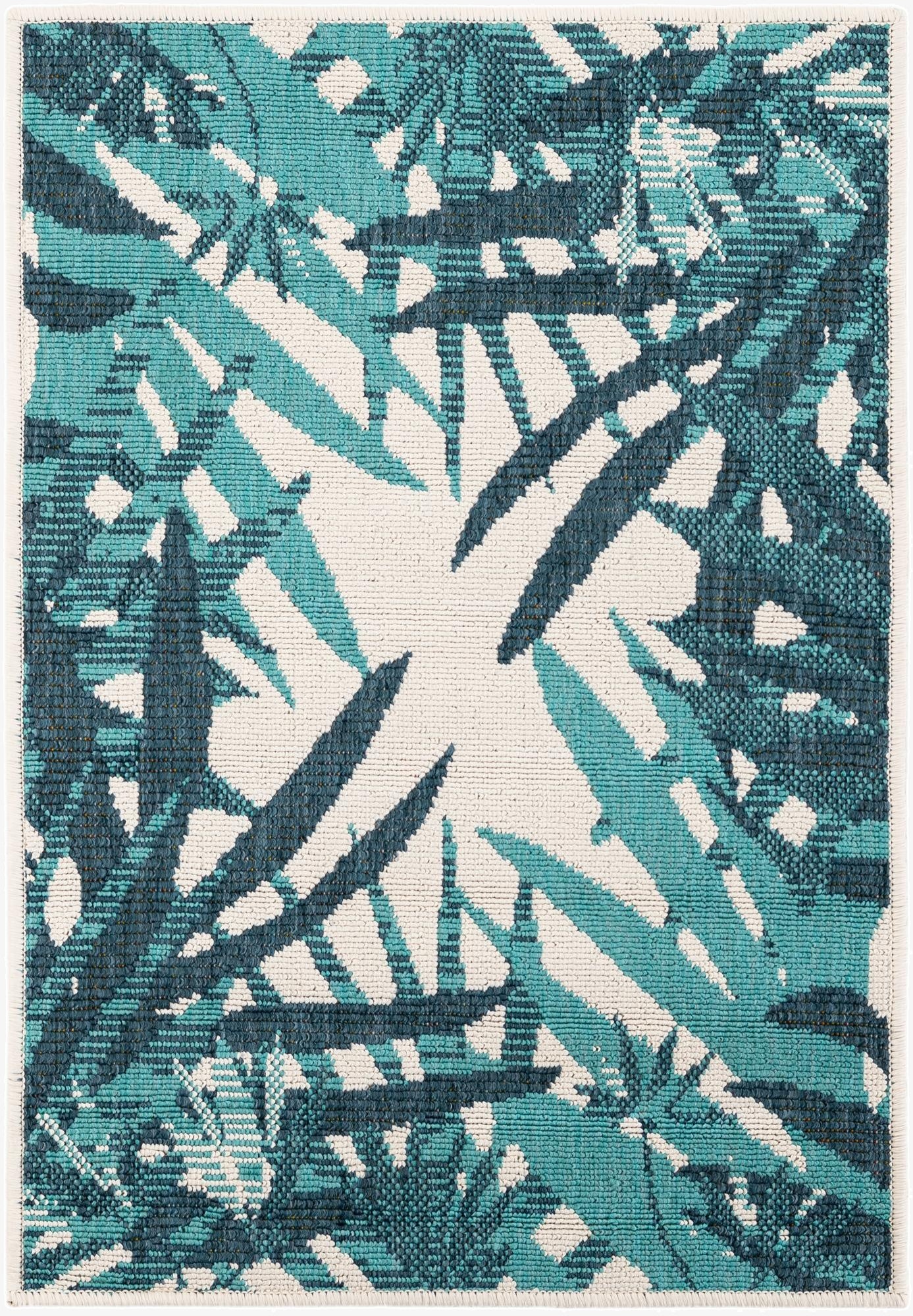  2' x 3'  Washable Botanical Indoor / Outdoor Rug